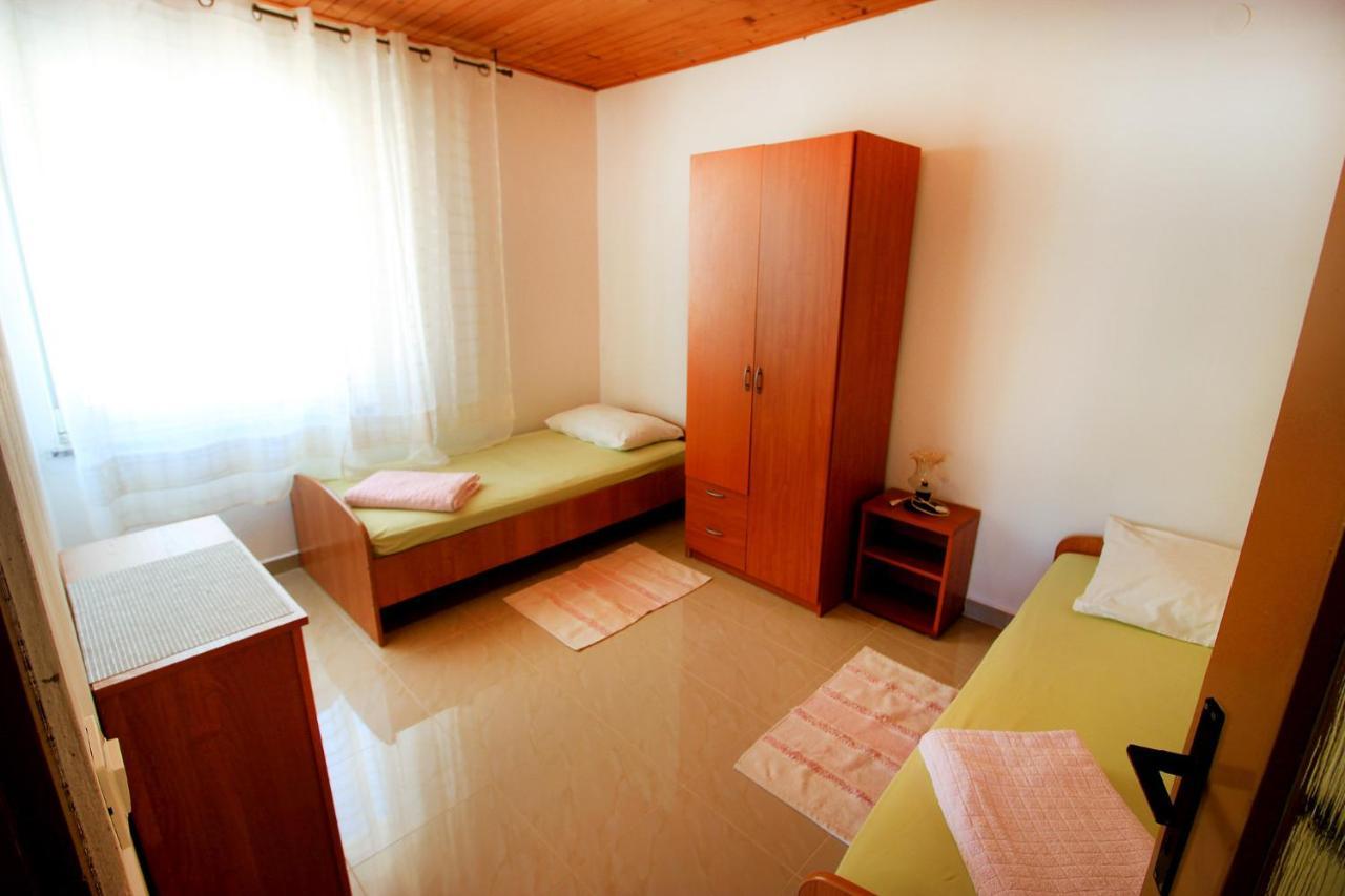 The Peaceful Vacation Apartment Метайна Екстериор снимка